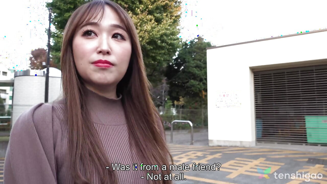 Reiko Katori jav model olmak isteyen güzel yirmi bir şey dükkanı kızı