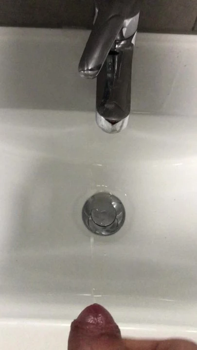 Banyoda büyük döl