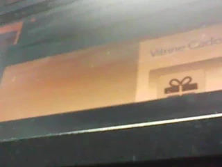 jeune malgache qui se masturbe avec une aubergine