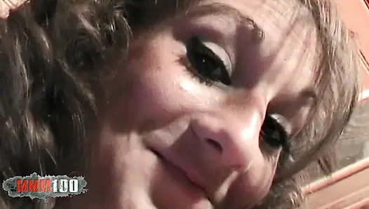 Fransız amatör alys asi bakış açısı sakso ve boşalma ile sert sikiş