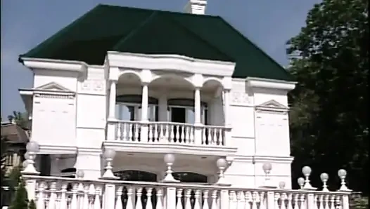 Ofiste üçlü seks aşkı