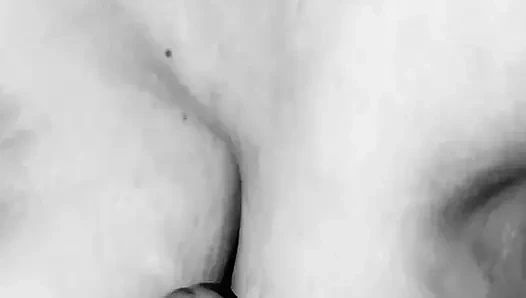 Köylü yenge banyoda işiyor ve kocası tarafından sikiliyor bangla mast videosu