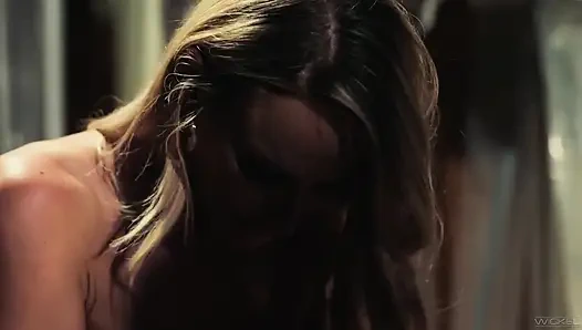 Wicked - röntgenci bebek çifti sikişirken gözetliyor ve ateşli üçlü seks için katılıyor