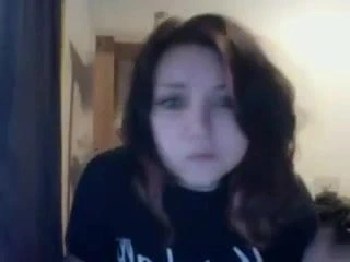 Göğüslerinizle bir şişe bira nasıl açılır