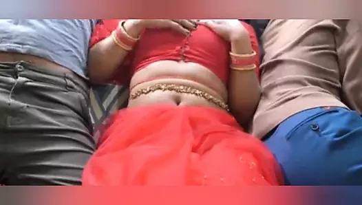 Hintli azgın anne ko choda uske bete rohit ne daba daba k net Hintçe ses