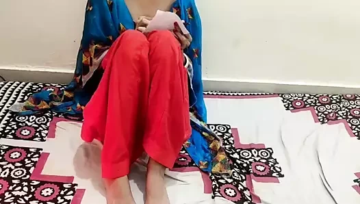 Hintli utangaç yenge ev sahibi tarafından sert becerdin, desi kiracı ev sahibini becerdin, hintçe audio saarabh'da xxx hd video roleplay