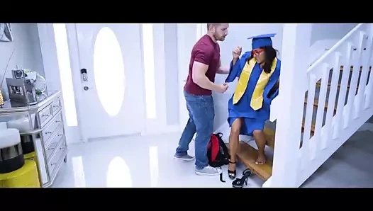 Sıska kız üvey kız acımasız cezalandırmak sikme itibaren bench