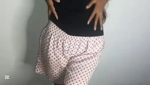 Eha gedara apsara nangiwa mol karala hikuwa