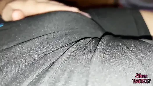 Komşumun büyük sıkı kıllı amcığı