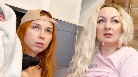 Üvey anne ve üvey kızı sokakta fazladan para kazanmaktan çekinmiyor - public agent