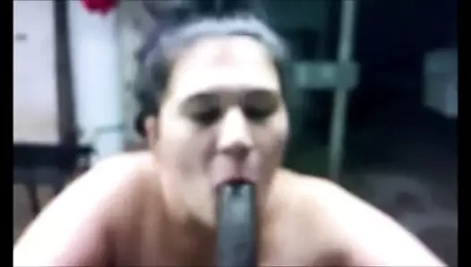 Tıknaz milf ağzına iğne yapmak - bbc oral seks