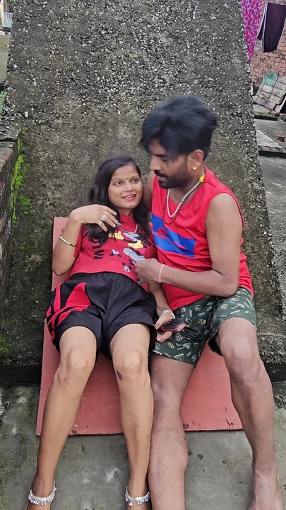 "Hintli deshi köyü sevimli 18+ üvey kız kardeş sert sikişiyor"