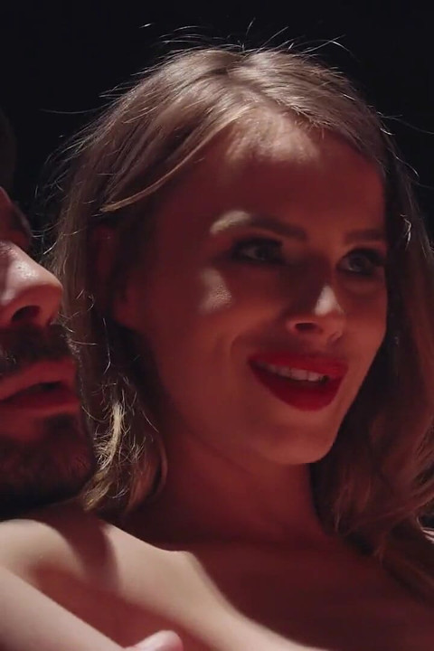 Striptiz kulübü vip odasında Jillian Janson ile özel gösteri