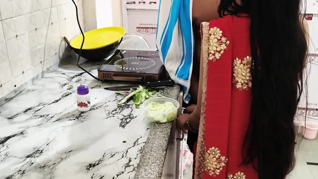 Ev Yapımı Dever tarafından baştan çıkarılan Sıcak Bhabhi