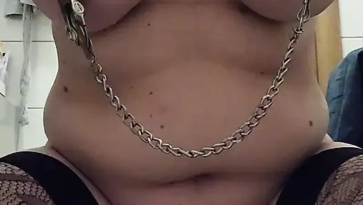 Asa ile yoğun dildo binme seansı, orgazmla bitiyor