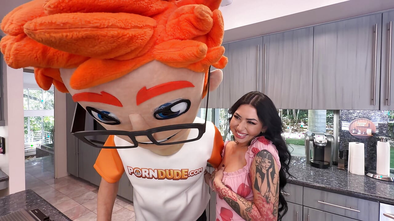 I Fed Melissa Moore My Big Dick And She Begged For Cum In This PornDudeCasting
