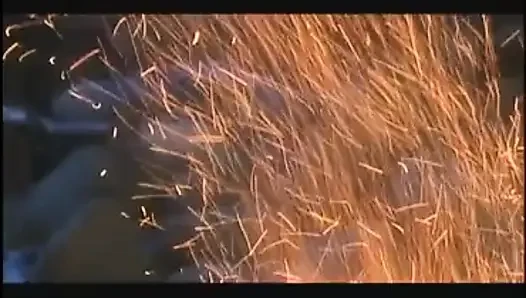 Yatak odasında klasik göt sikişi