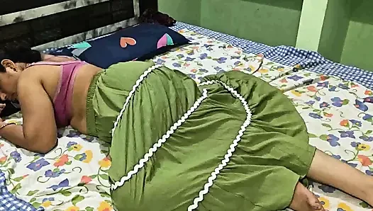 Güzel sindu teyze ateşli seks