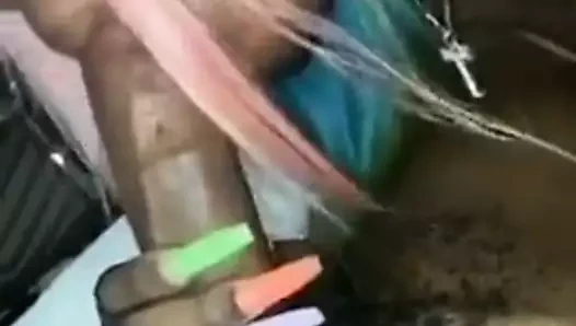 siyah üzerine siyah