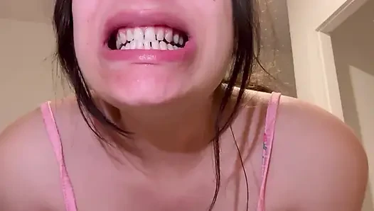 Diy ağız muayenesi senin için geniş bir şekilde açmamı izle