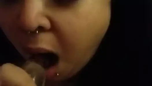 Latina köle fahişe valentina