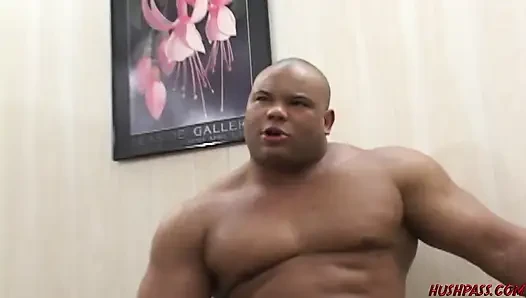 Flower Tucci balon götlü sevgilisinin fantezisi