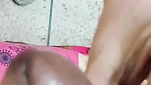 Ateşli hemşirenin sperminin bir örneğine ihtiyacı var!!