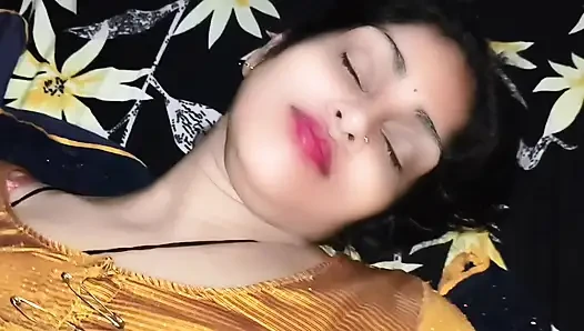 Geceleri odama geldiğinde baldızımı sert siktim.