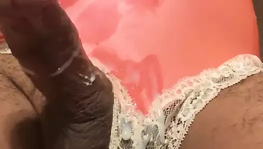 Pembe saten oyuncak mastürbasyon