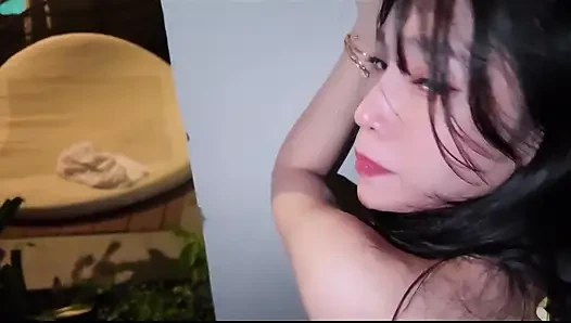 Riskli açık havada yerde gerçek bir sikiş