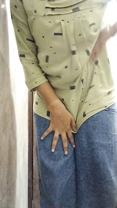 Kya hua kab Hint gf n banaye bf k liye nangi hokr video aur bhai n dekha