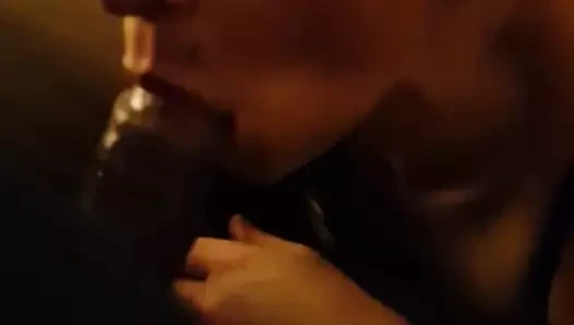 Siyah adam (kendim) o iyi derin boğaz hq alıyorum