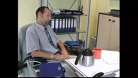 İki çift sert yarak emmek için istekli partnerler sikişiyor ve alışveriş yapıyor