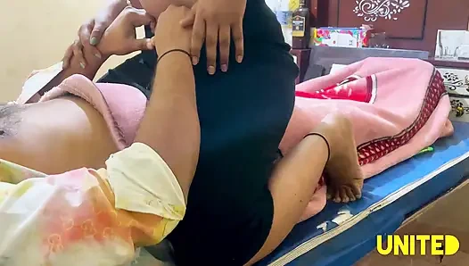 Bölüm -1 Yenge odaya geldi, beni uyandırdı ve bana bir his vermeye başladı ve yarağımı ağzına alırken dikizlendi.