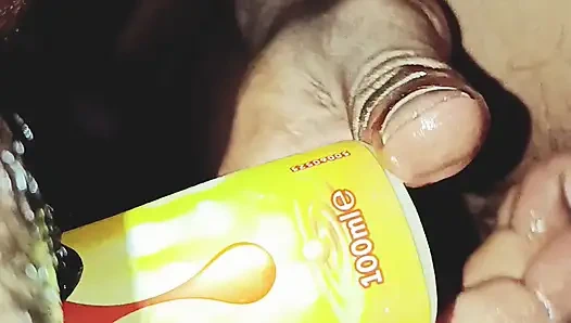 Kız arkadaş amcık yalıyor ve emiyor ev yapımı video