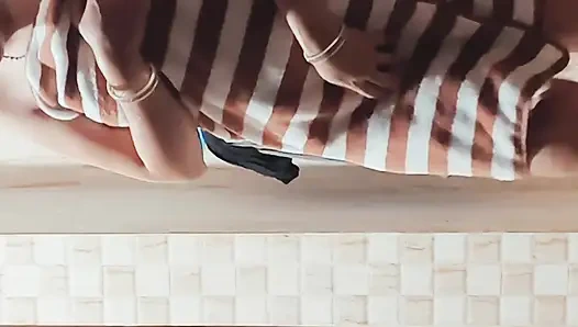 Latika büyük sert sikişiyor