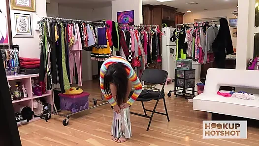 Bts - minyon fahişe Alexis Tae Bryan Gozzling ile sikişiyor!