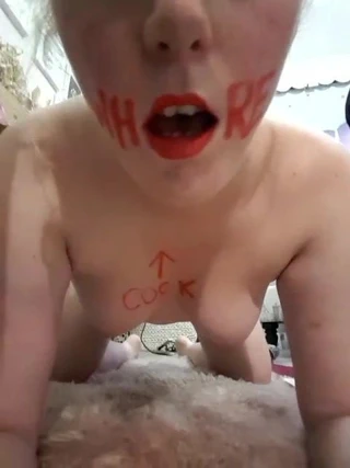 Millie poz domuz 9