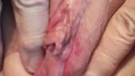 Çok yakın kedi yayılıyor