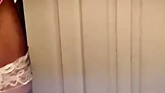 Fasulye onu becermek için syn istiyor