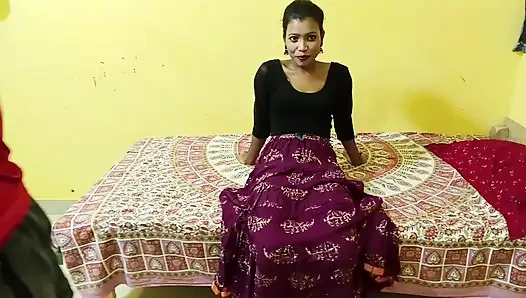 Hintli oda arkadaşım misyoner pozisyonunda beni sert sikiyor sonra tadını çıkarırken saçımı çek