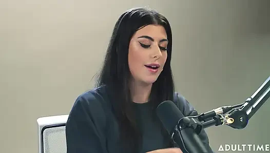 Profesyonel bir dominatrix olmak gal ritchie'nin beklediği şey değil! | Adult Time Podcast