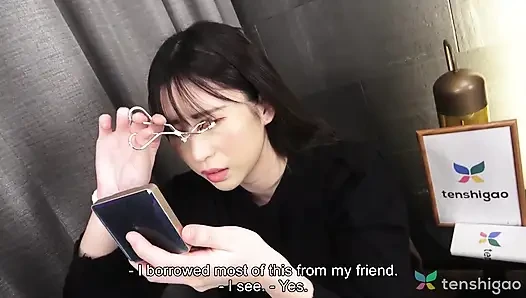 Hitomi Kanzaki sahne arkası
