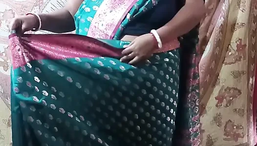 Yeşil sari tek başına düşüyor