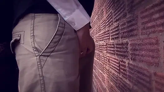 Üniformalı azgın hatunla açık havada seks