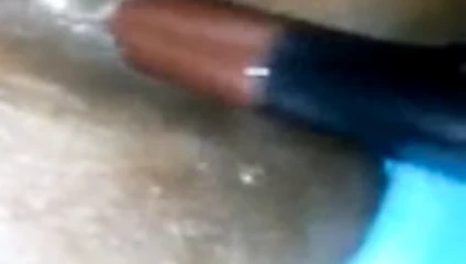 Tanzanya'dan Rafia Hosea anüsünü oynuyor...