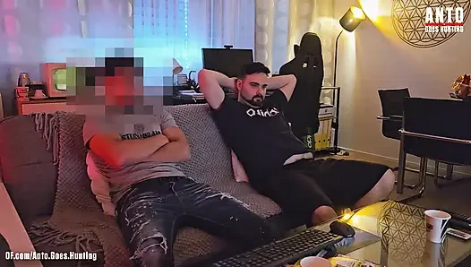 Büyük Yaraklı Heteroseksüel Türk Kankam Daha Rahat Ediyor - Karşılıklı Mastürbasyon Ve Sakso