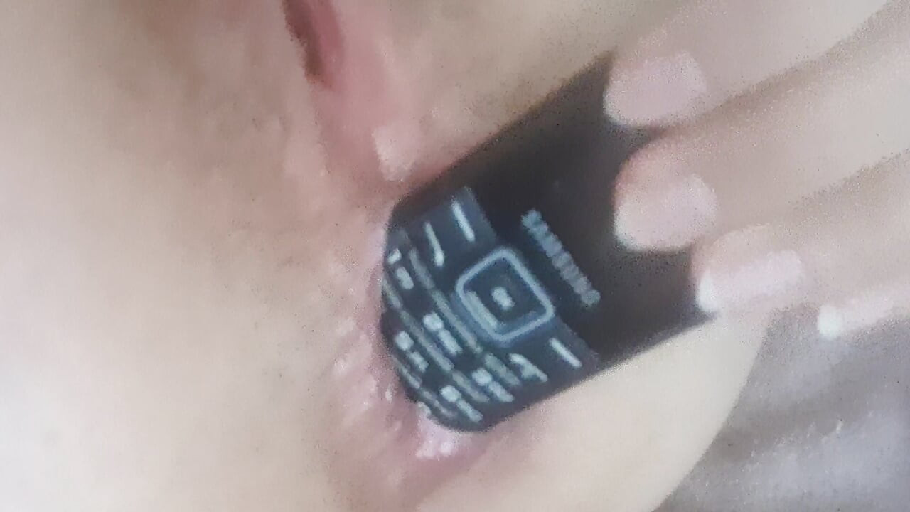 Aç götüm de cep telefonunu yutuyor...