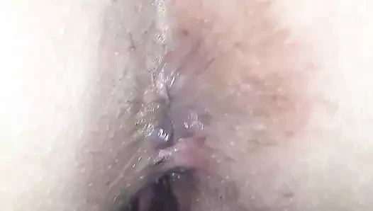 Genç kız anal muayene ve sikişiyor