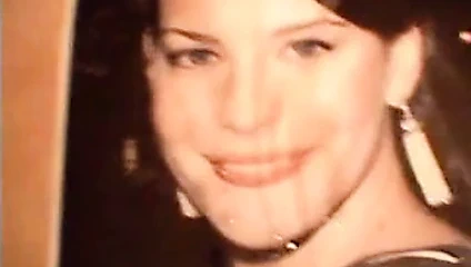 Cum istek liv tyler